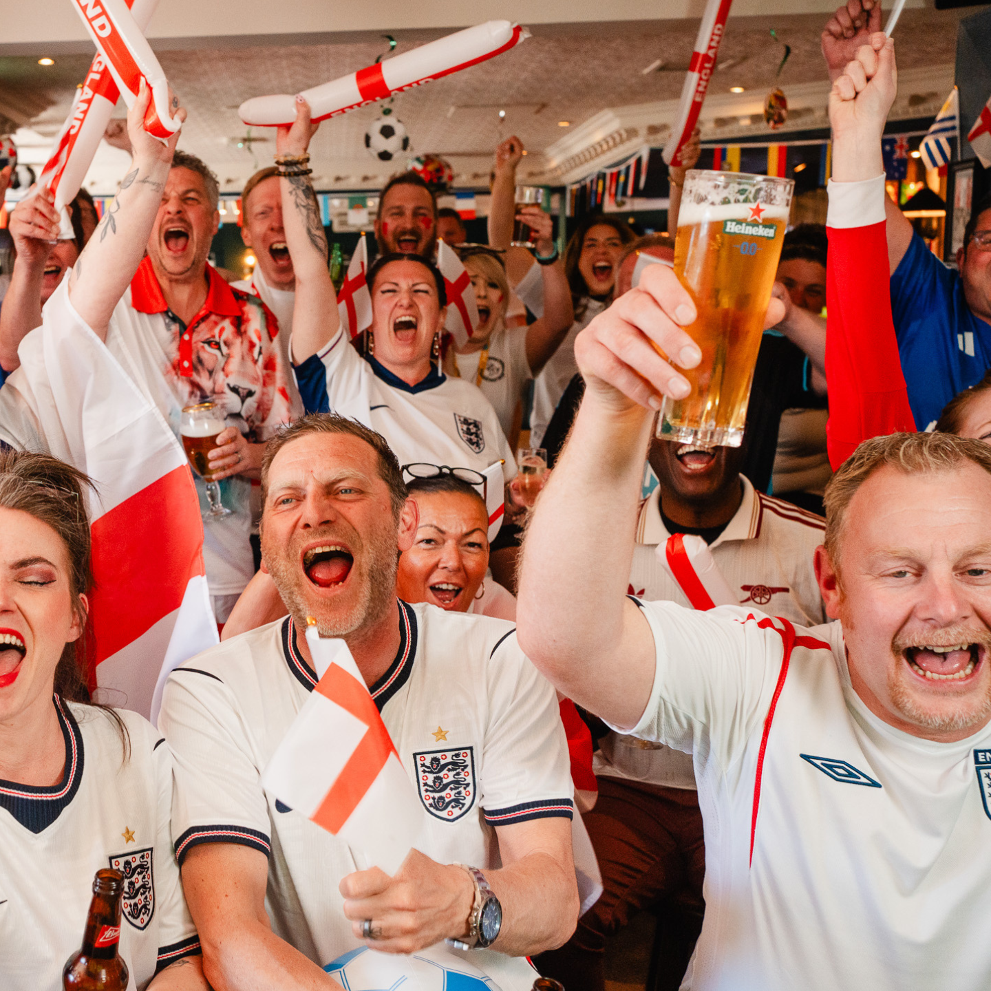 Big games, your way at your local The Longlands Tavern